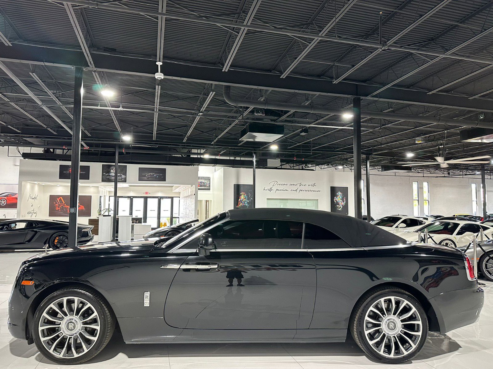 Used 2019 Rolls-Royce Dawn image 10