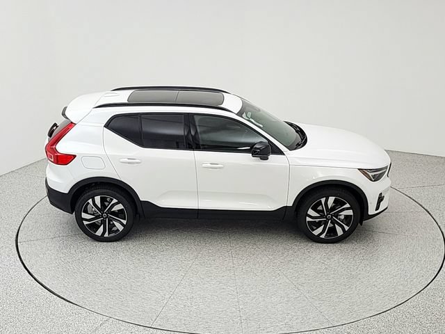 New 2026 Volvo XC40 B5 Ultra w/ Protection Package Premier AWD/4WD image 16