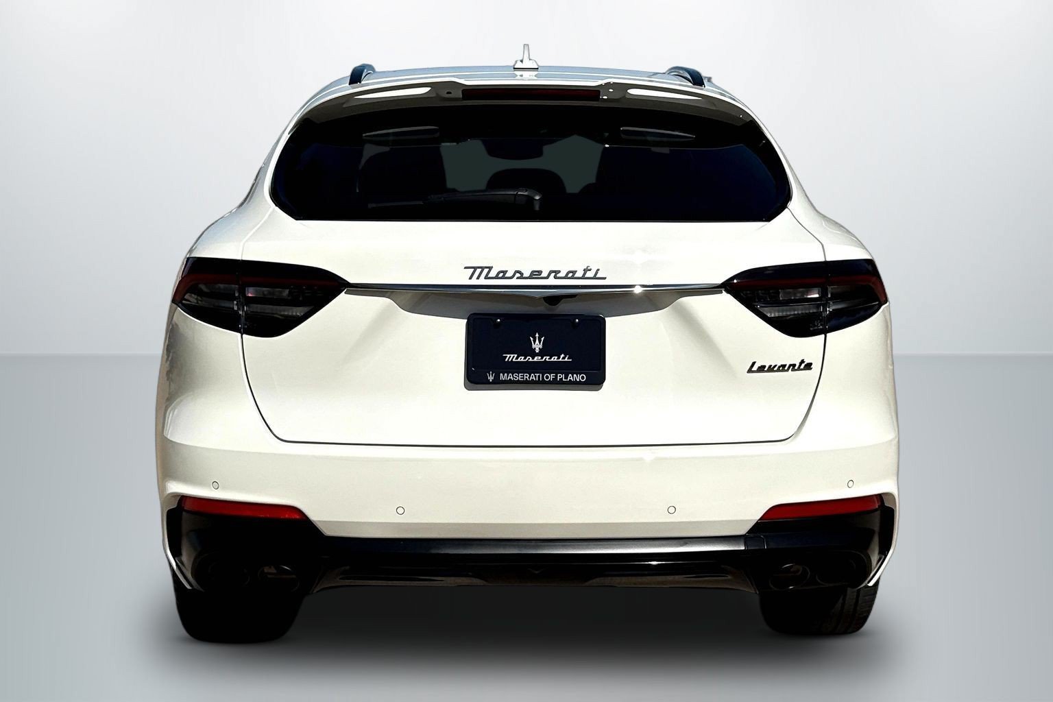 Used 2022 Maserati Levante GT AWD/4WD image 6