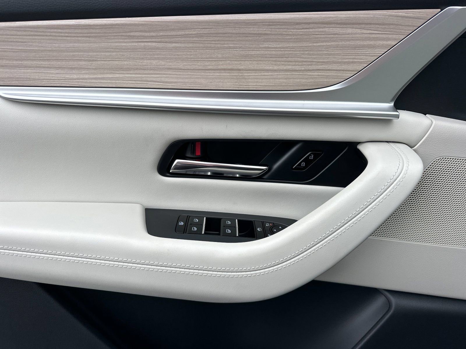 New 2026 MAZDA CX-90 Plug-In Hybrid w/ Premium Plus image 10