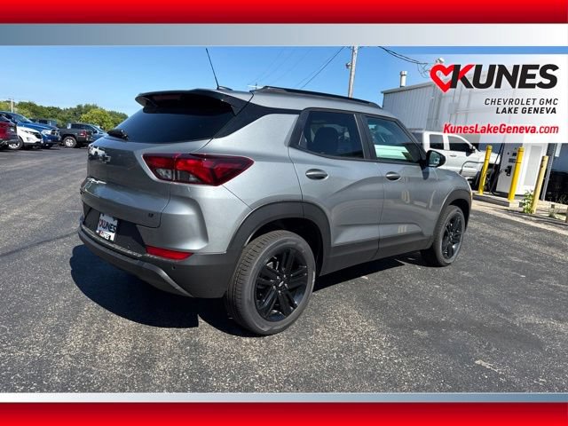 New 2026 Chevrolet TrailBlazer LT w/ Midnight Edition AWD/4WD image 5