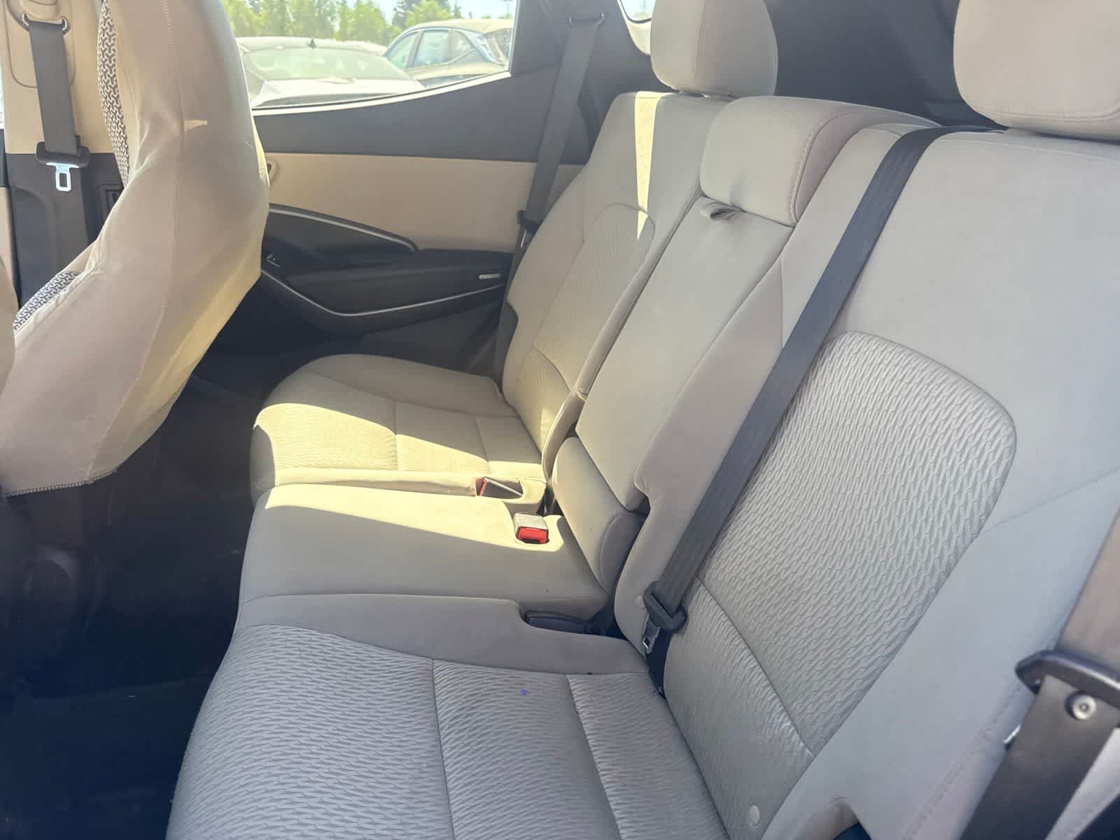 Used 2017 Hyundai Santa Fe Sport FWD image 17