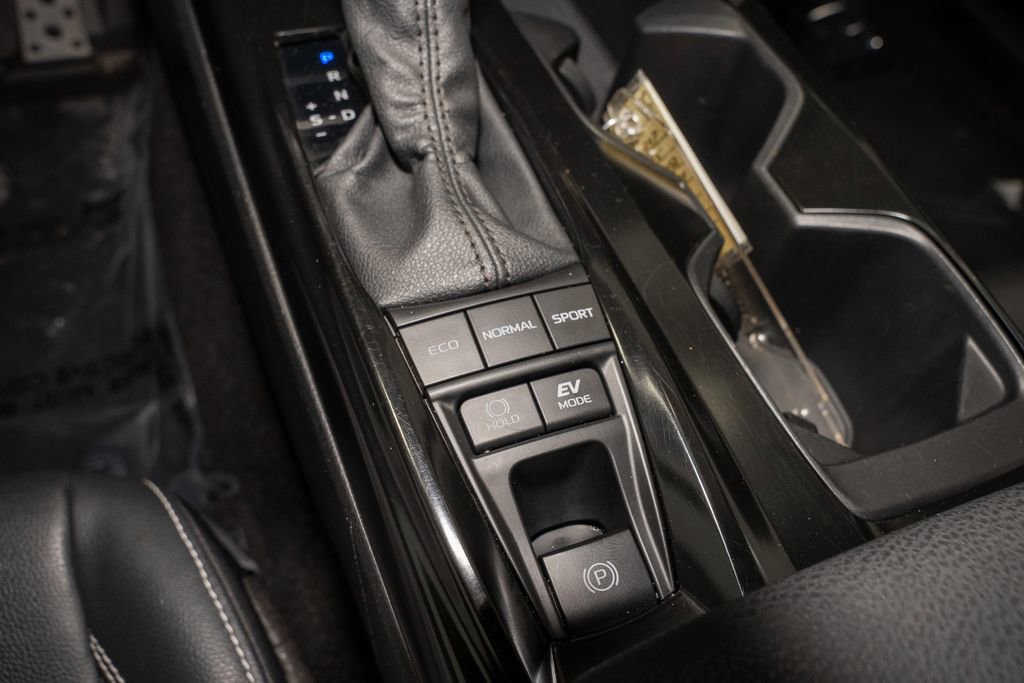 Certified 2025 Toyota Camry SE image 16