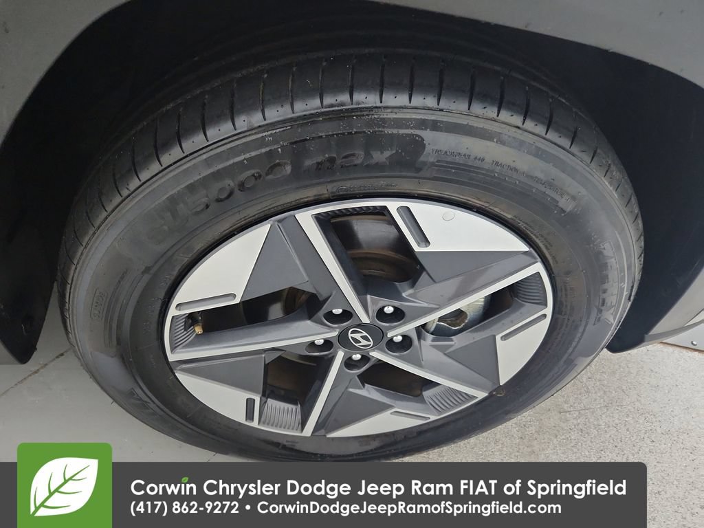 Used 2025 Hyundai Tucson SEL FWD image 33