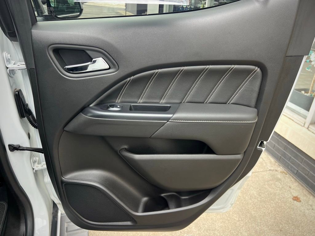 Used 2021 GMC Canyon Denali image 25