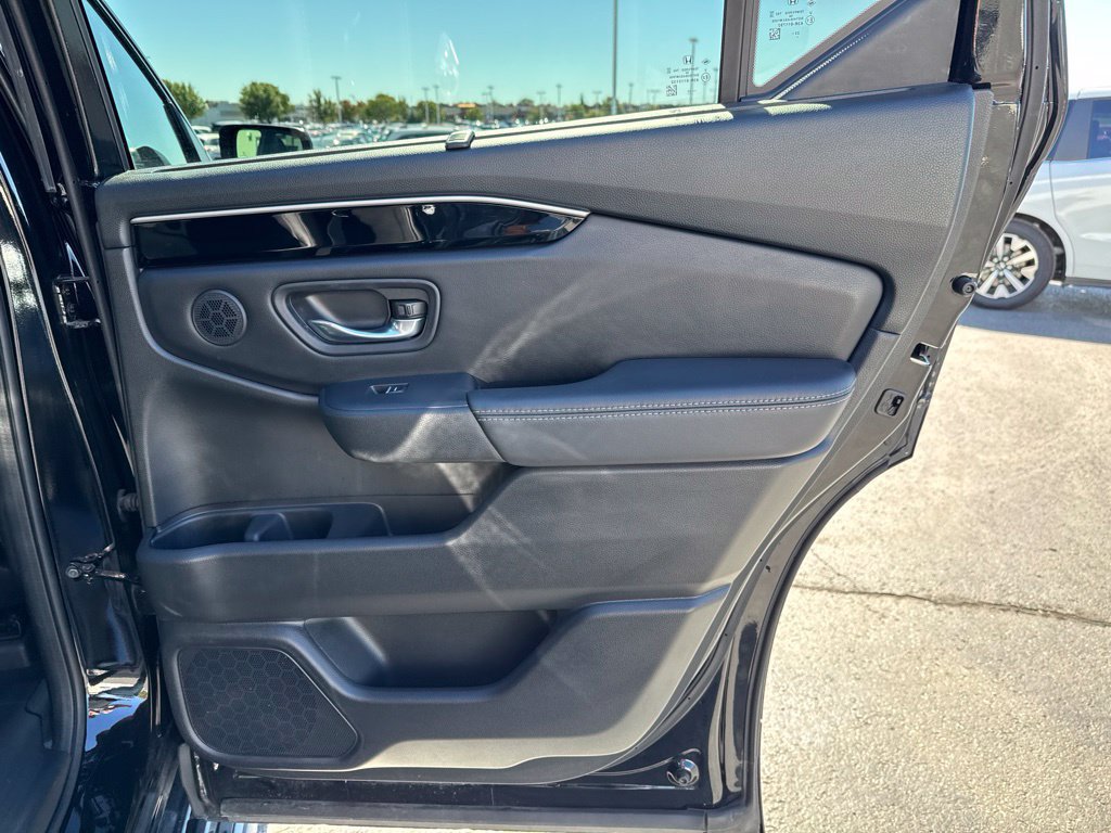 Used 2023 Honda Pilot Touring image 40