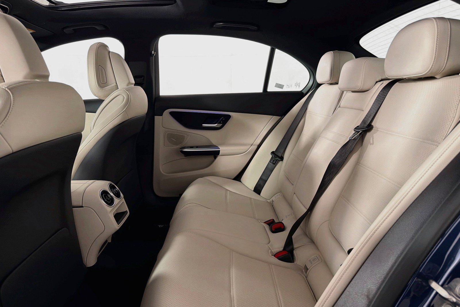 New 2026 Mercedes-Benz C 300 Sedan image 7