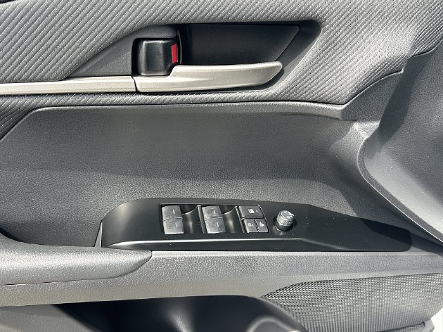 Used 2026 Toyota Camry SE w/ Multimedia Upgrade Package FWD image 21
