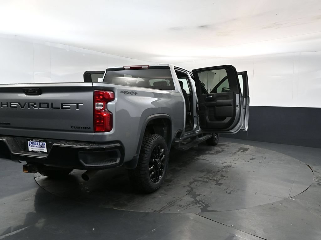 Used 2026 Chevrolet Silverado 2500 Custom w/ Custom Convenience Package AWD/4WD image 29