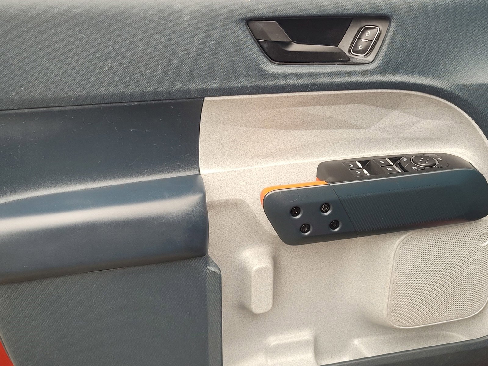 Certified 2022 Ford Maverick XLT w/ XLT Luxury Package image 16