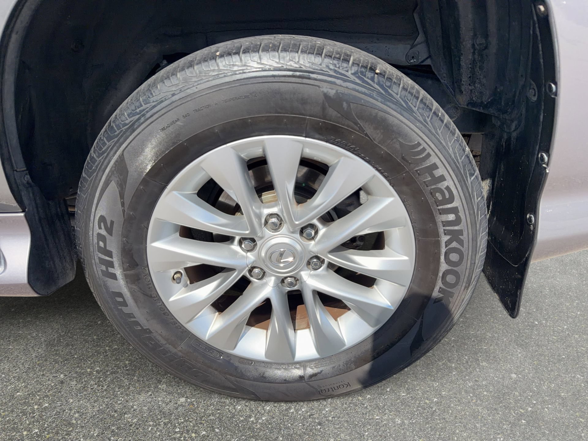 Used 2014 Lexus GX 460 w/ Premium Package AWD/4WD image 31