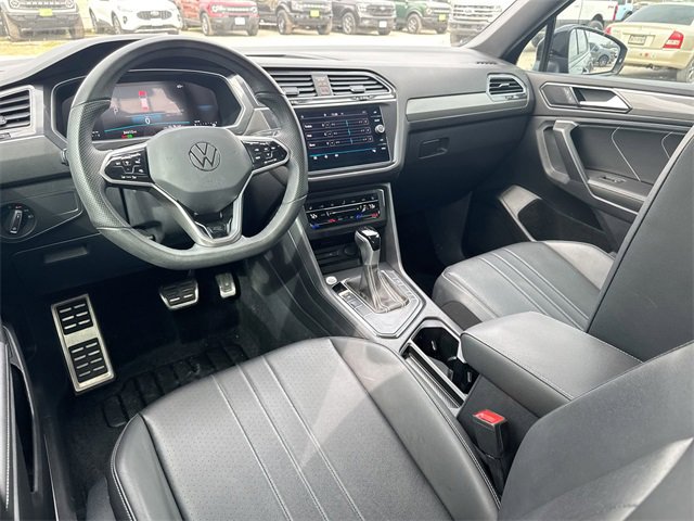 Used 2024 Volkswagen Tiguan SE R-Line w/ MDO Package, Three-Row image 35