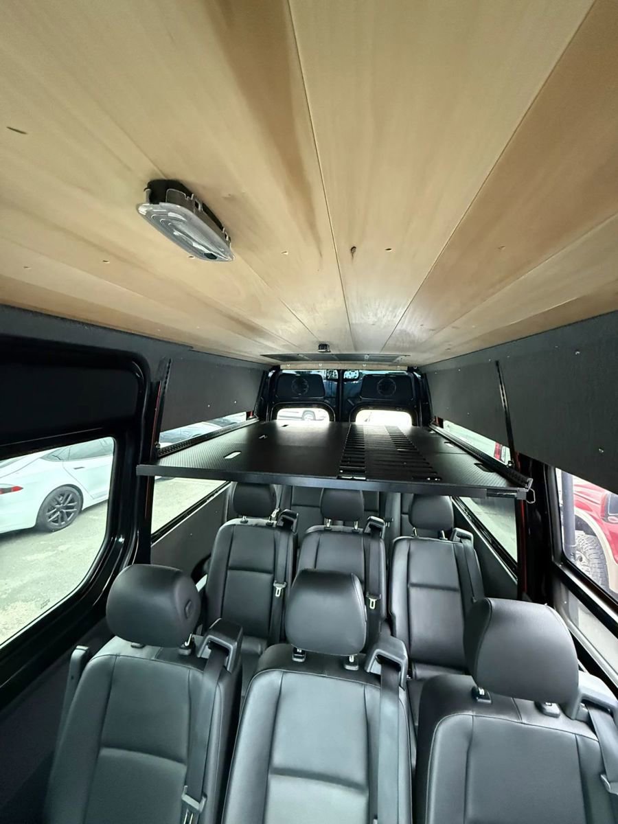 Used 2020 Mercedes-Benz Sprinter 2500 image 57