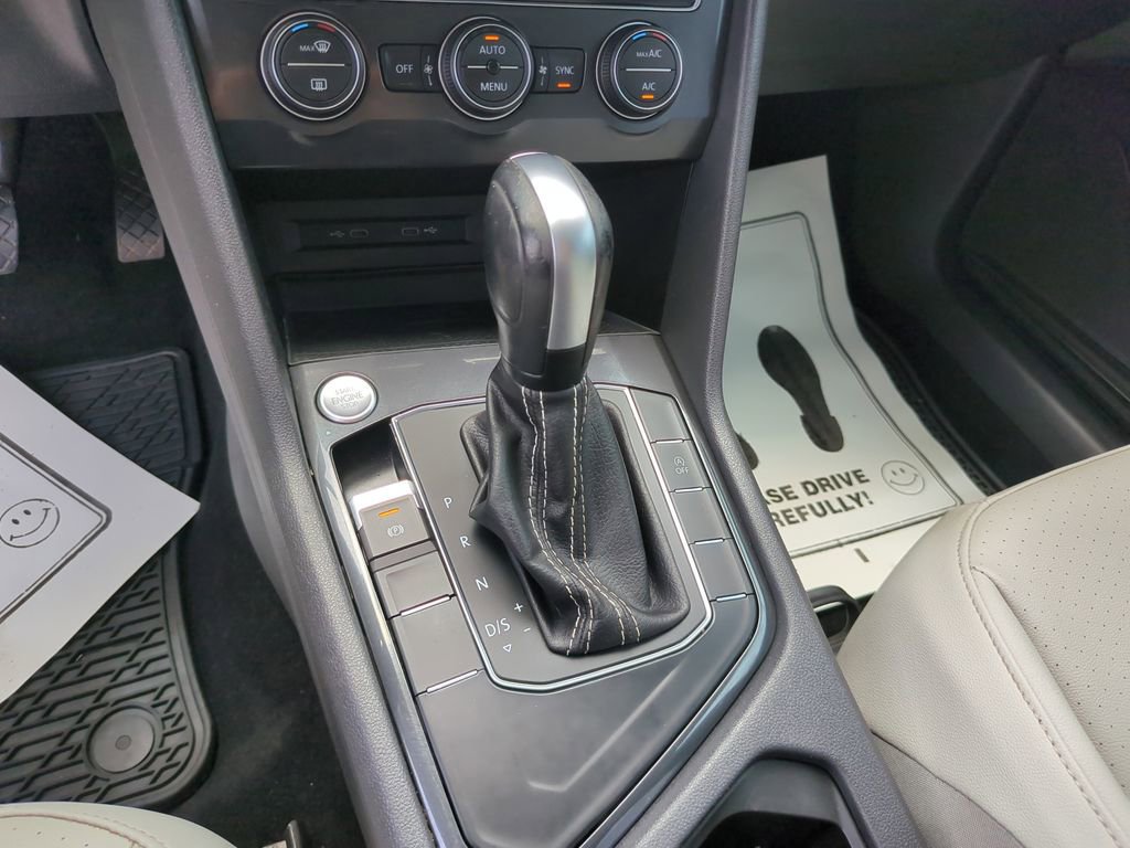 Used 2021 Volkswagen Tiguan SE FWD image 29