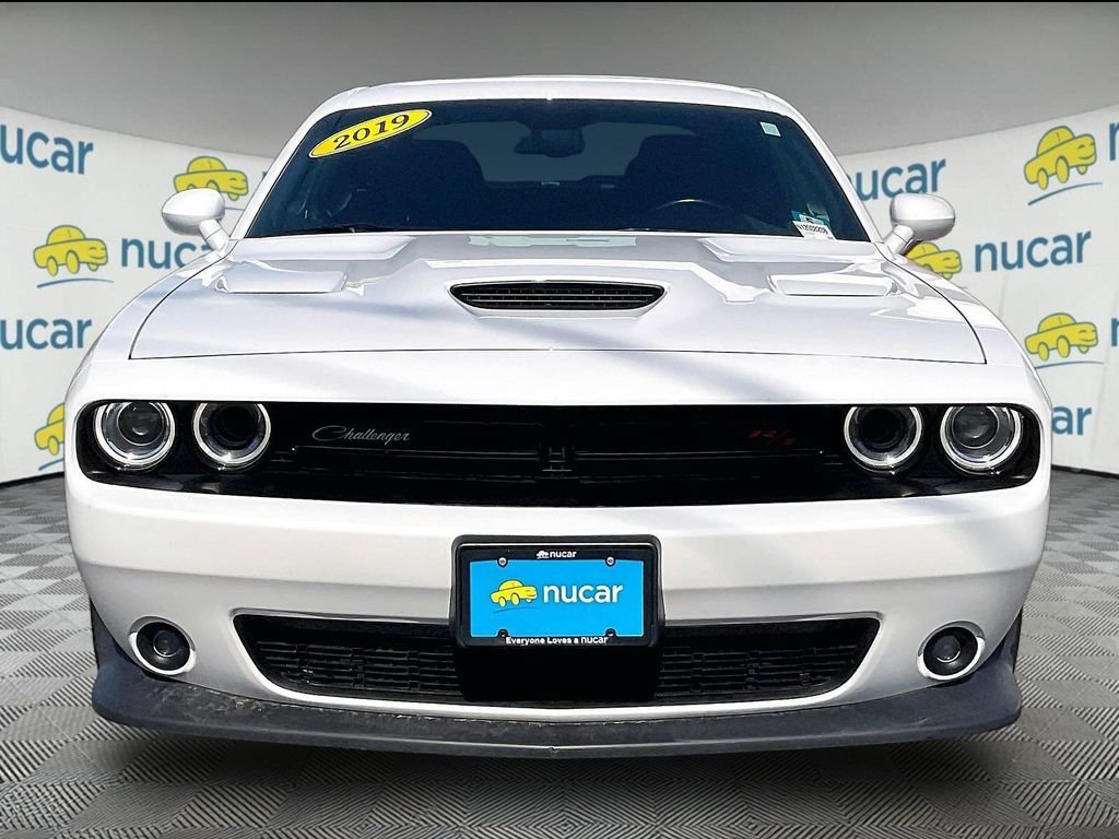 Used 2019 Dodge Challenger R/T Scat Pack RWD image 2