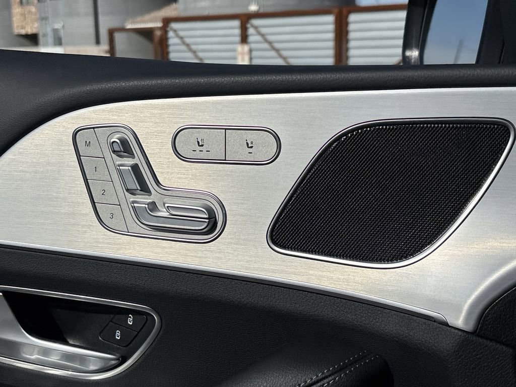 Used 2025 Mercedes-Benz GLE 350 4MATIC image 24