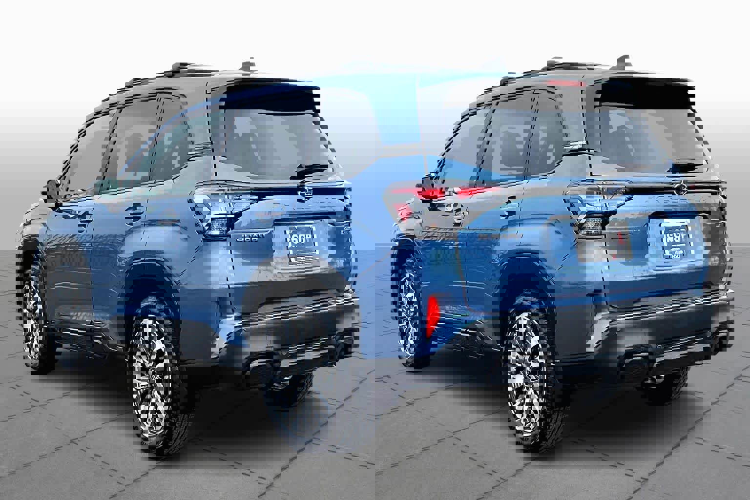 Used 2025 Subaru Forester Touring w/ Popular Package - Touring image 11