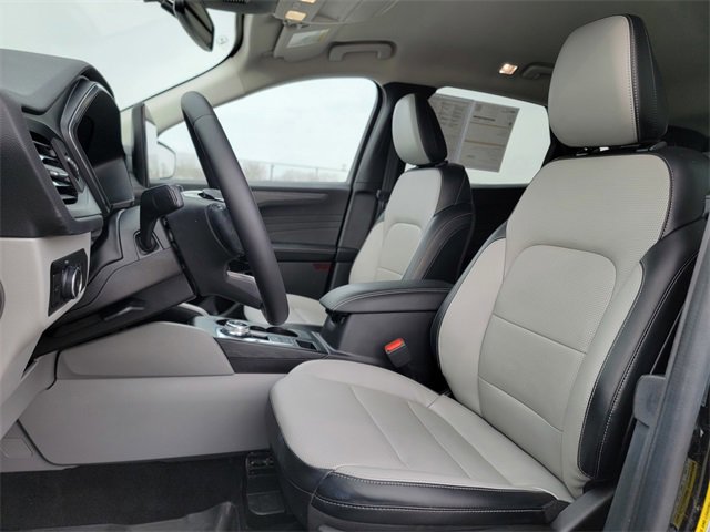 Certified 2023 Ford Escape Platinum image 19