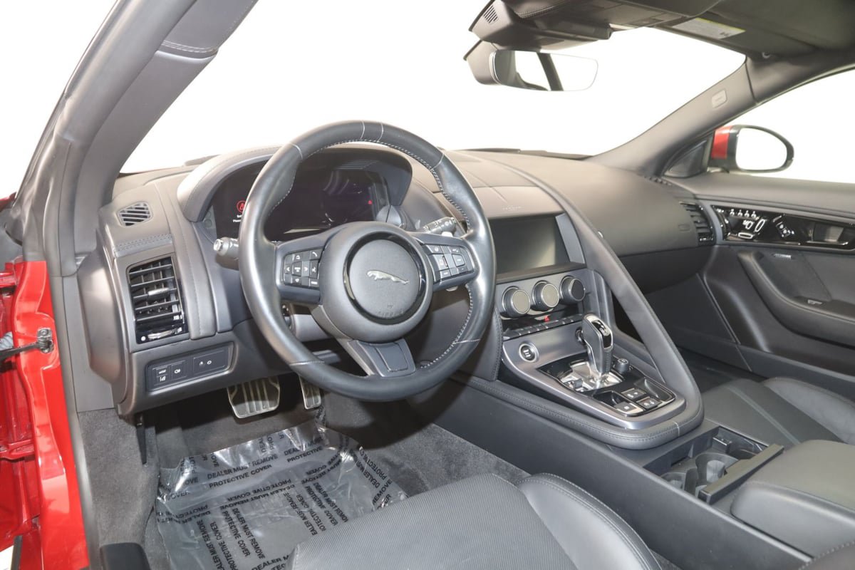 Used 2021 Jaguar F-TYPE Coupe RWD image 35