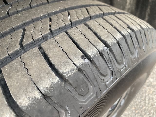 Used 2020 Chevrolet Traverse LT AWD/4WD image 18