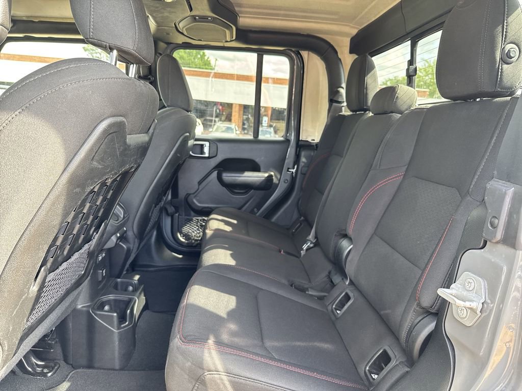 Used 2022 Jeep Gladiator Rubicon w/ Cold Weather Group AWD/4WD image 20