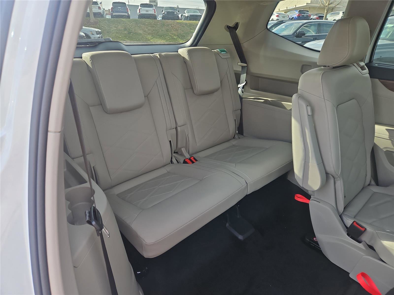 New 2026 Volkswagen Atlas SE image 30