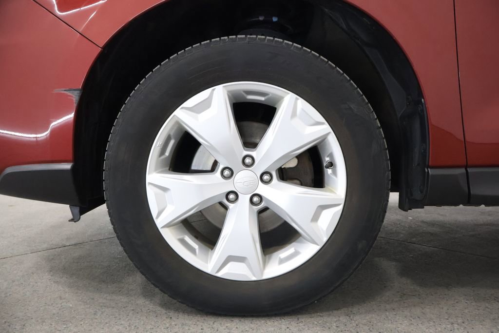 Used 2016 Subaru Forester 2.5i w/ Alloy Wheel Package image 5