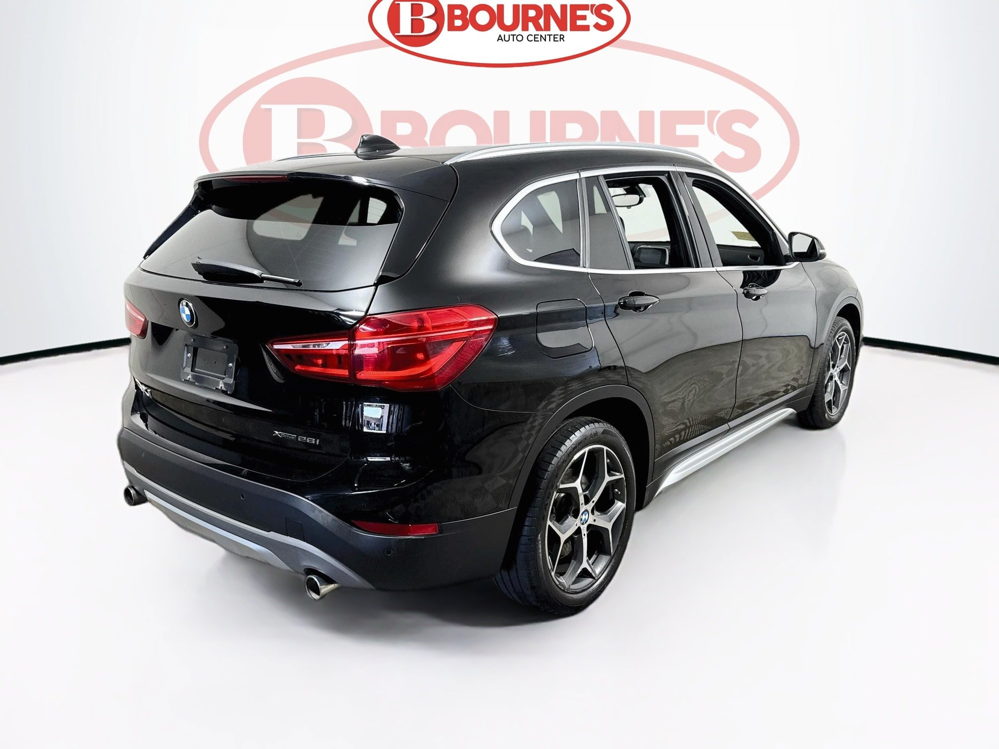 Used 2018 BMW X1 xDrive28i AWD/4WD image 10