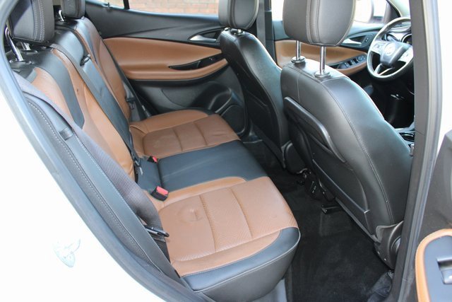 Used 2021 Buick Encore GX Essence image 17