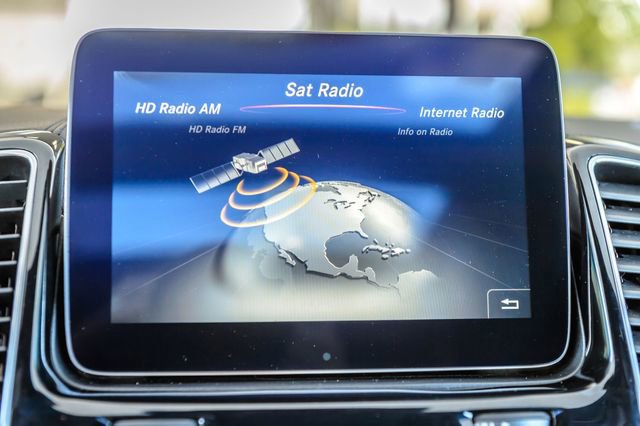 Used 2017 Mercedes-Benz GLS 450 4MATIC image 22