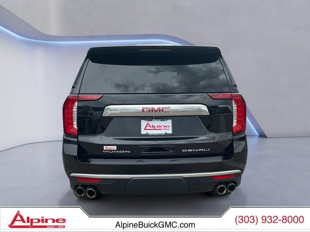 Used 2021 GMC Yukon Denali w/ Denali Premium Package AWD/4WD image 4
