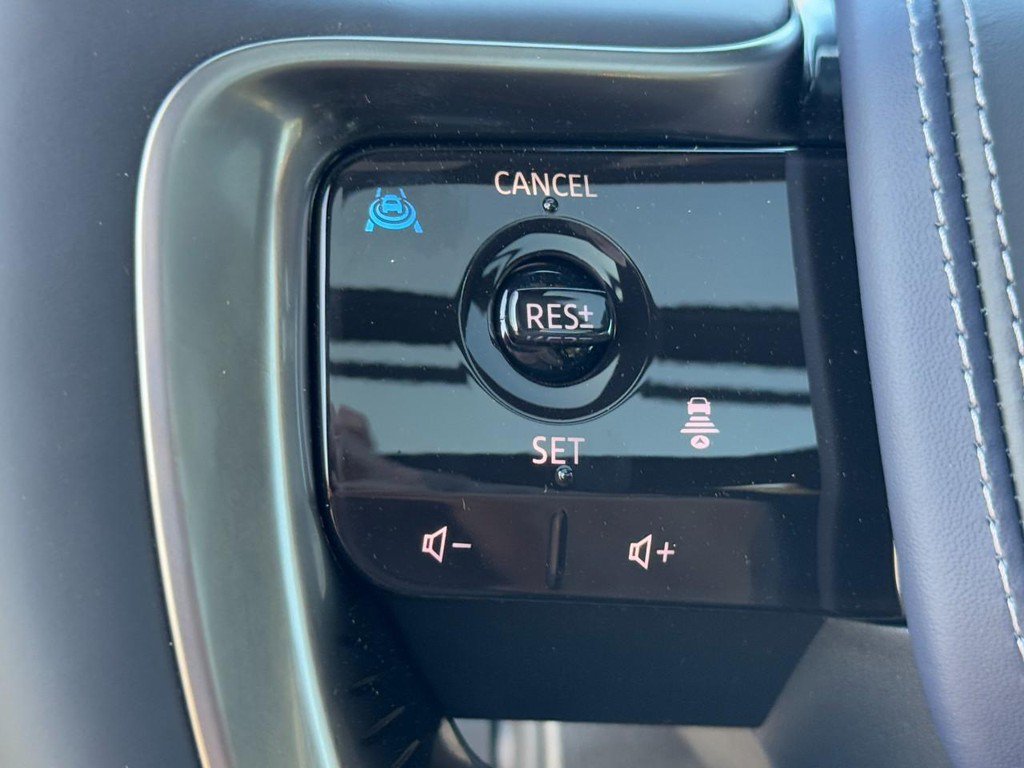 New 2026 INFINITI QX80 4WD image 13