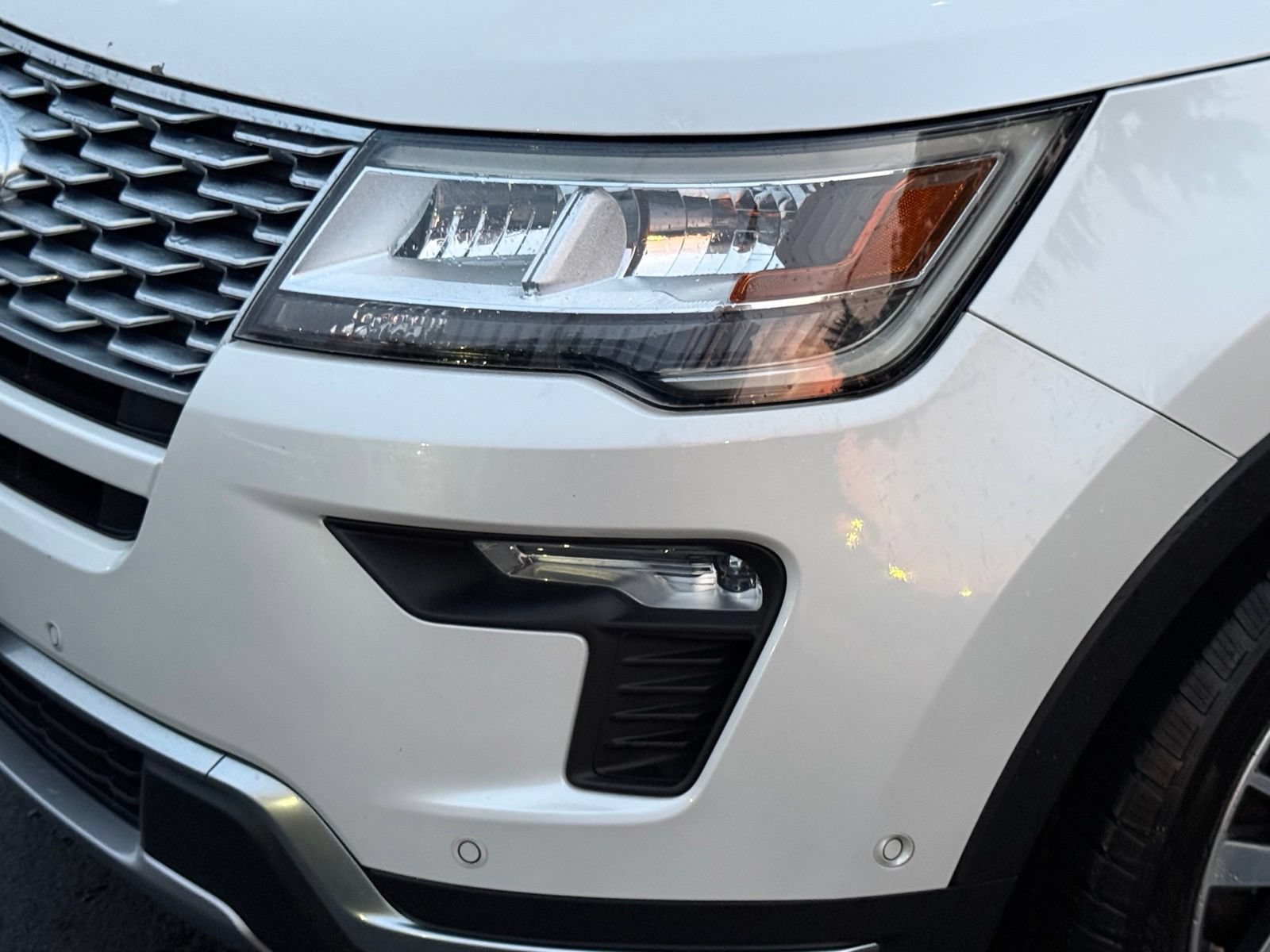 Used 2018 Ford Explorer Platinum AWD/4WD image 10