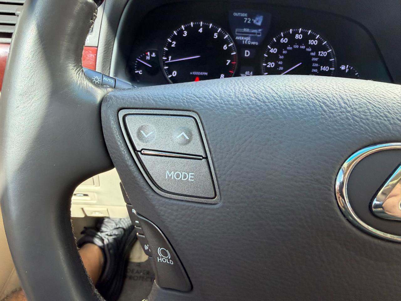 Used 2011 Lexus LS 460 AWD w/ Comfort Pkg image 30