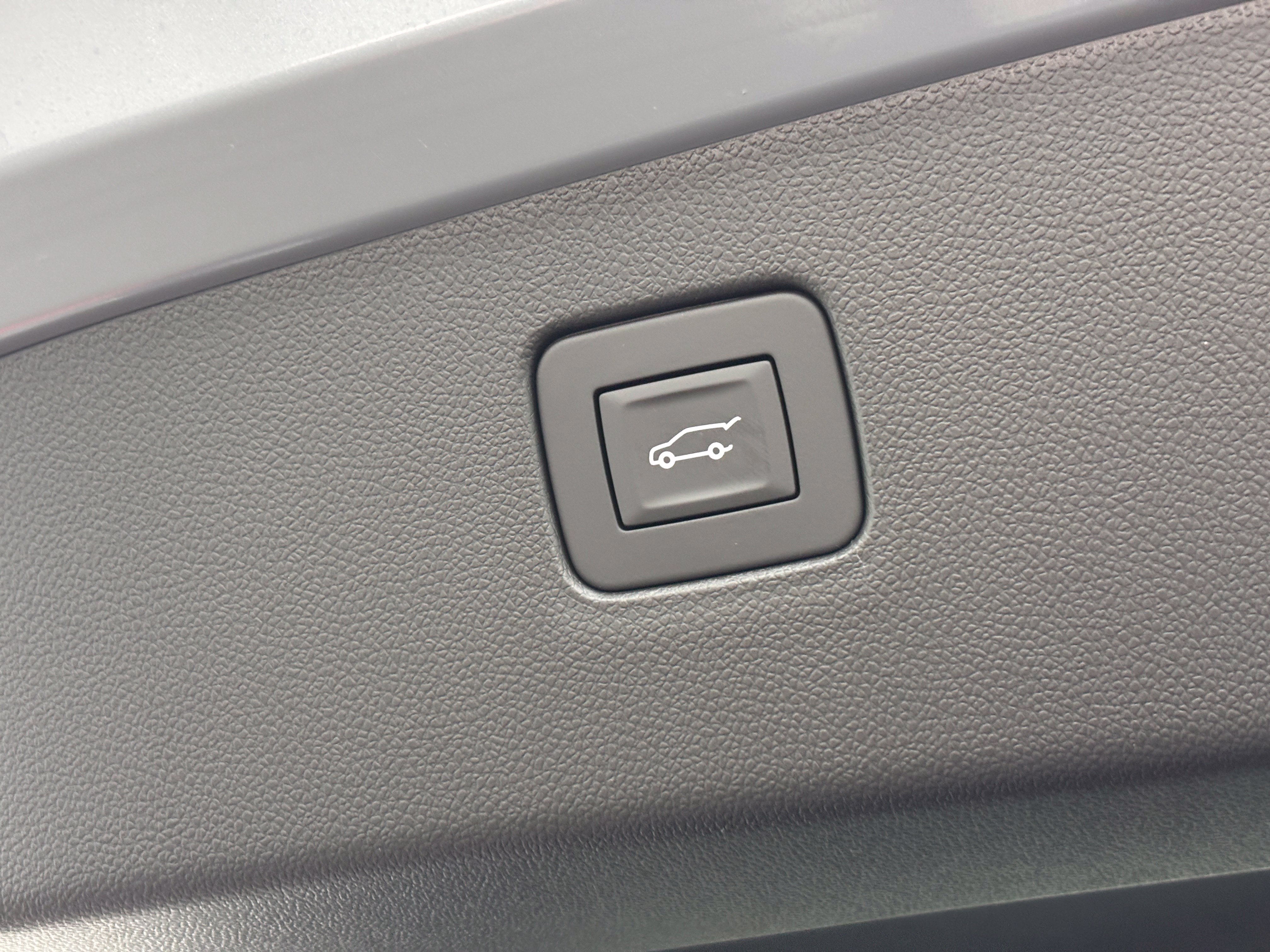 New 2026 Buick Envista Sport Touring w/ Convenience I Package FWD image 10