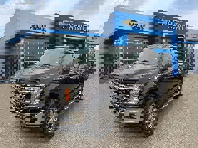 Used 2018 Ford F150 XLT w/ Equipment Group 302A Luxury image 4