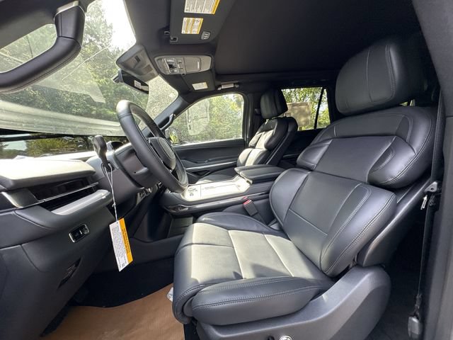 New 2027 Lincoln Navigator Reserve w/ Jet Appearance Package AWD/4WD image 11