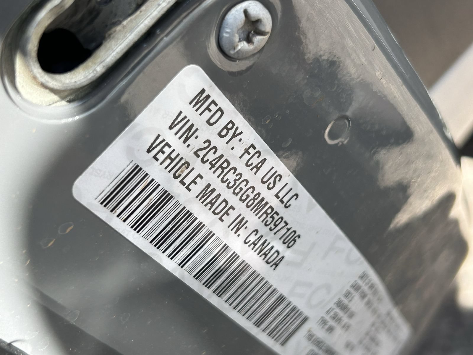 Used 2021 Chrysler Pacifica Limited w/ Premium & Safety Sphere Group AWD/4WD image 13