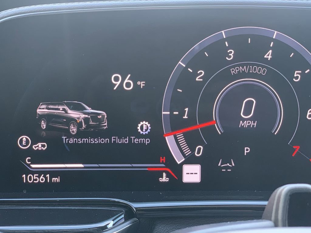 Certified 2024 Cadillac Escalade ESV V w/ Heavy-Duty Trailer Package image 9