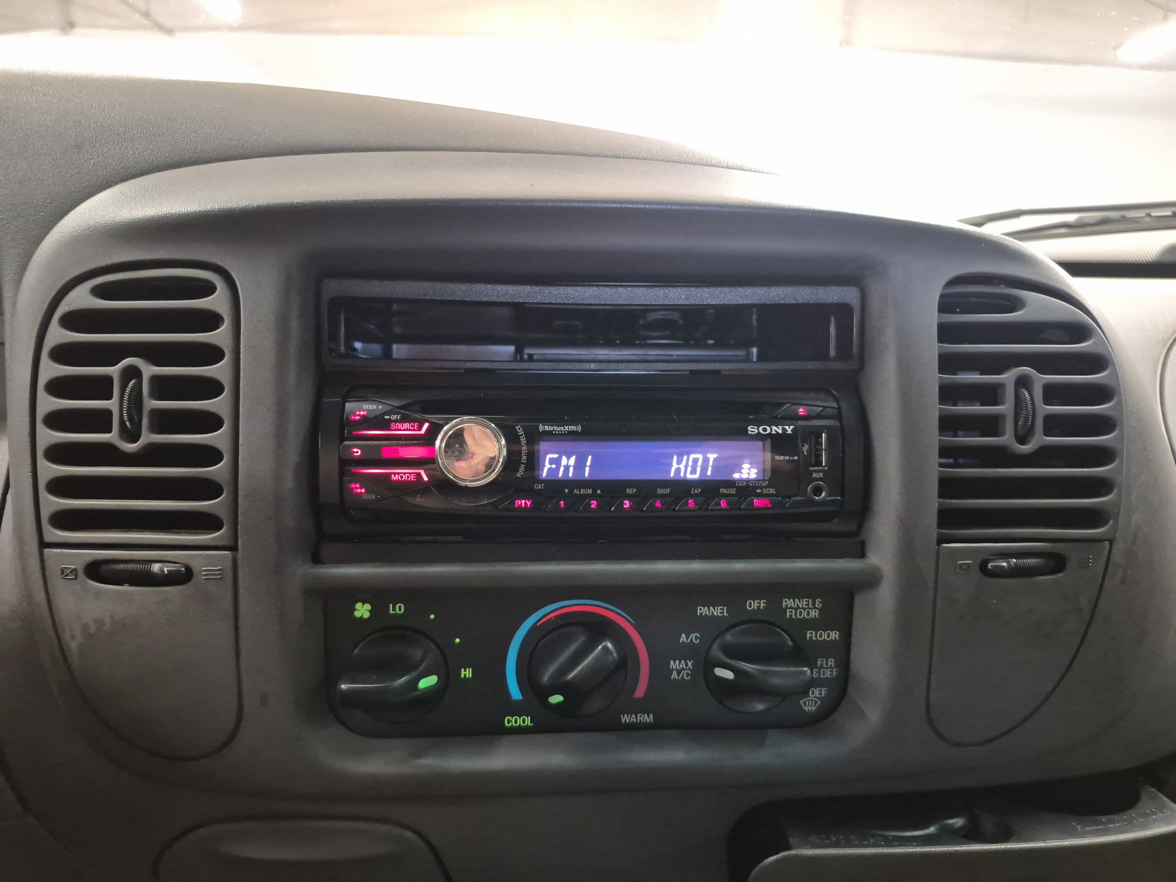 Used 2003 Ford F150 XLT RWD image 26