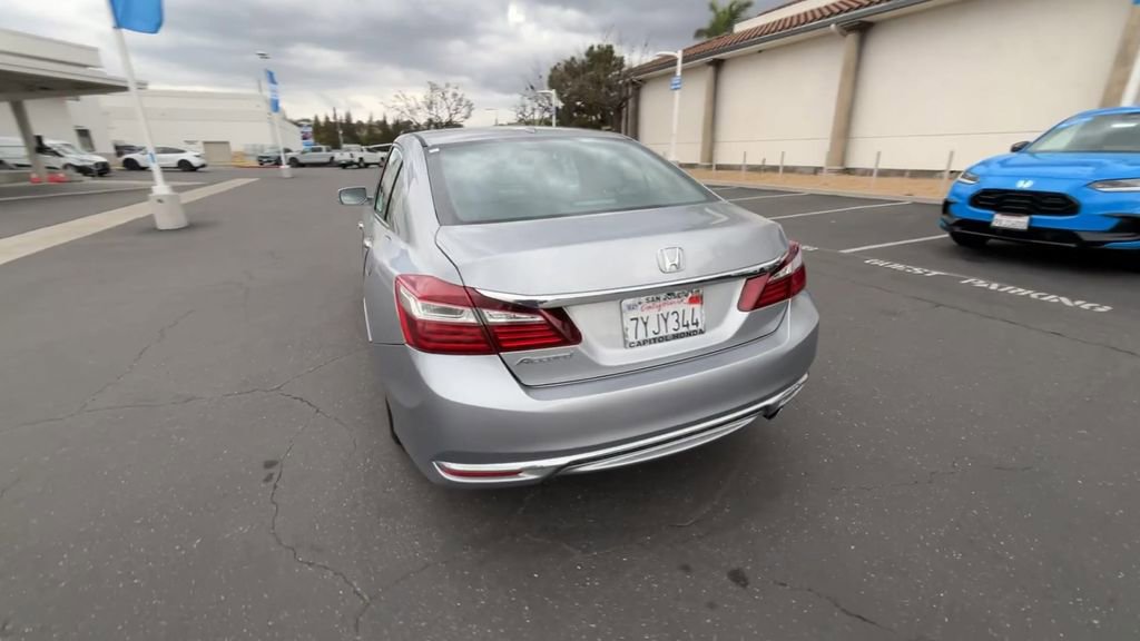 Used 2017 Honda Accord EX image 7