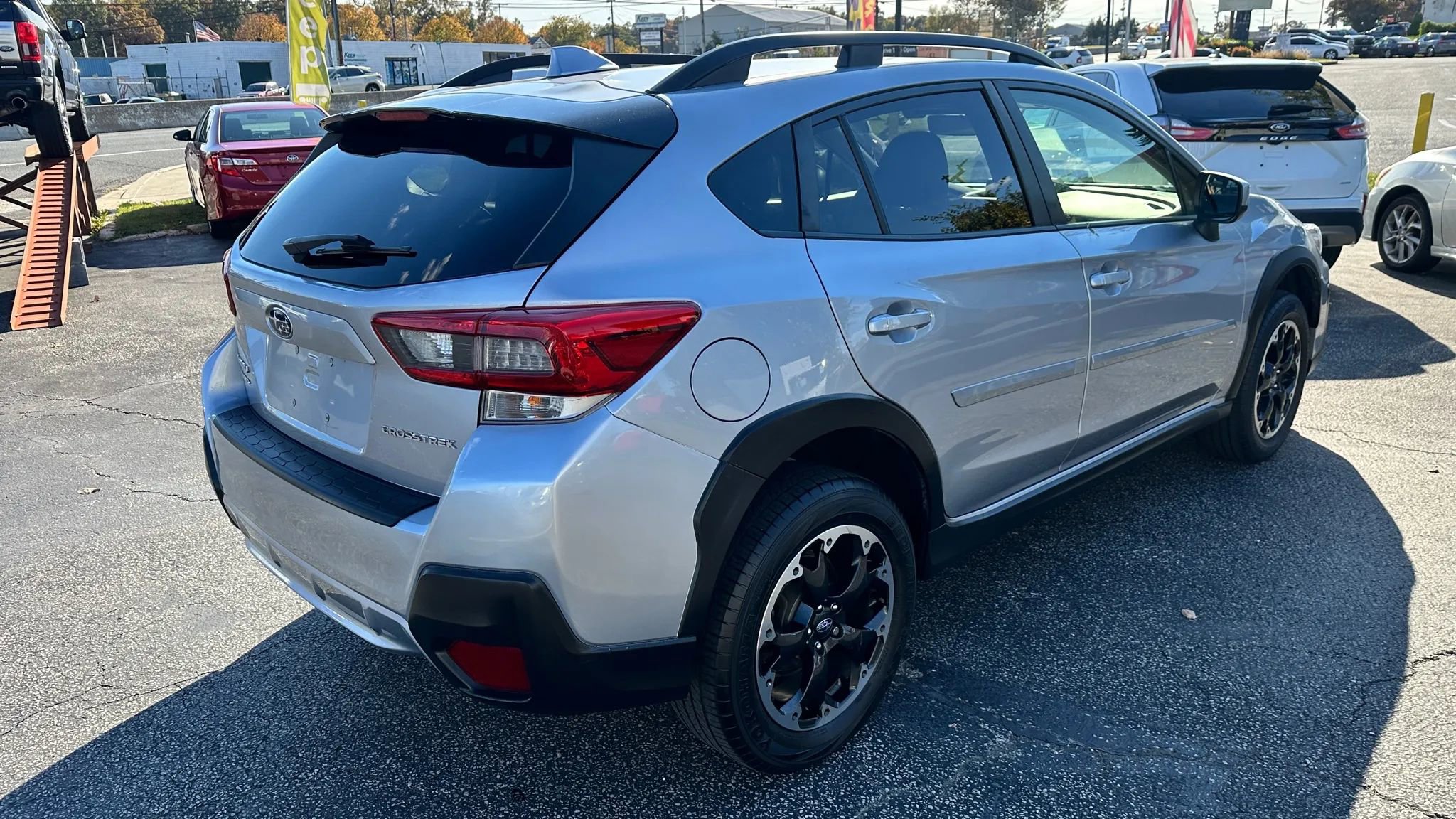 Used 2022 Subaru Crosstrek 2.0i Premium image 5