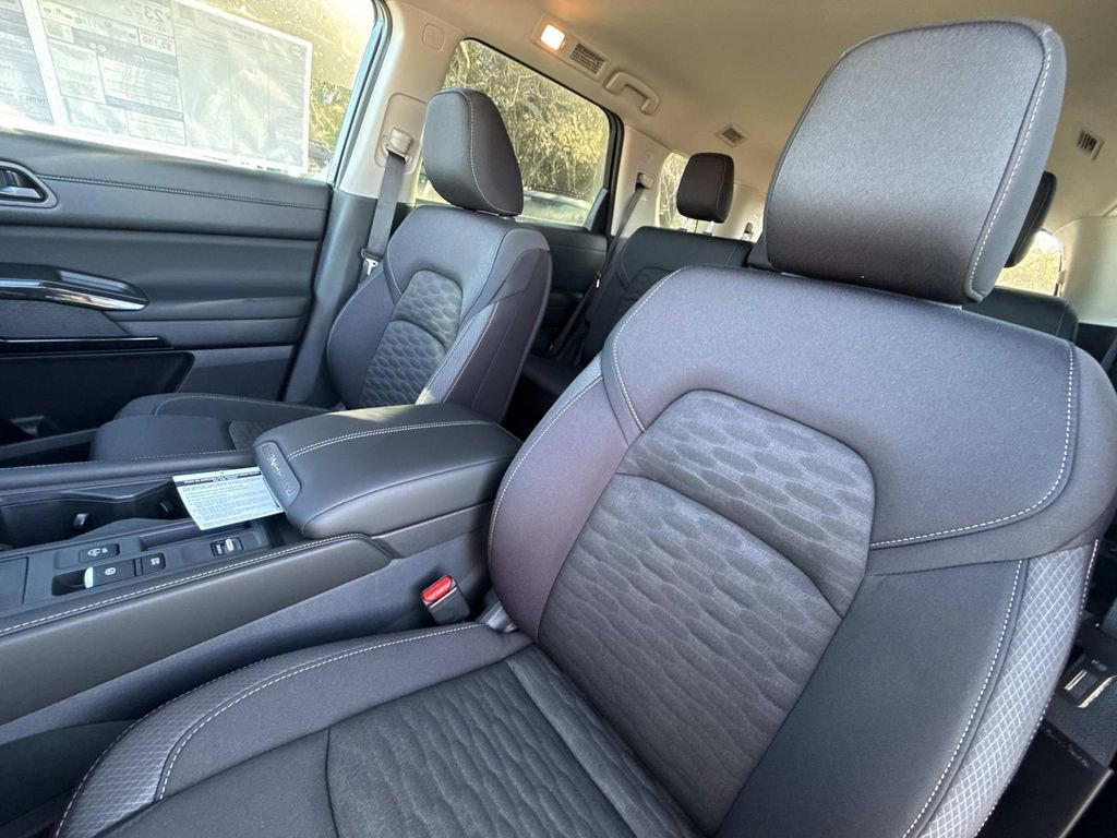 New 2026 Nissan Pathfinder S FWD image 20