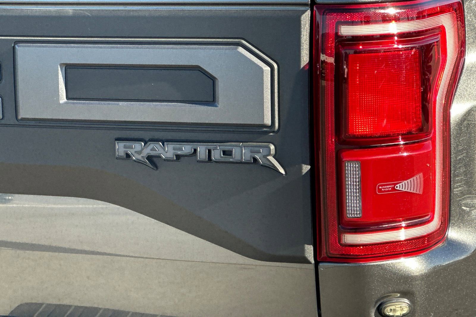 Used 2019 Ford F150 Raptor w/ Equipment Group 802A Luxury image 33