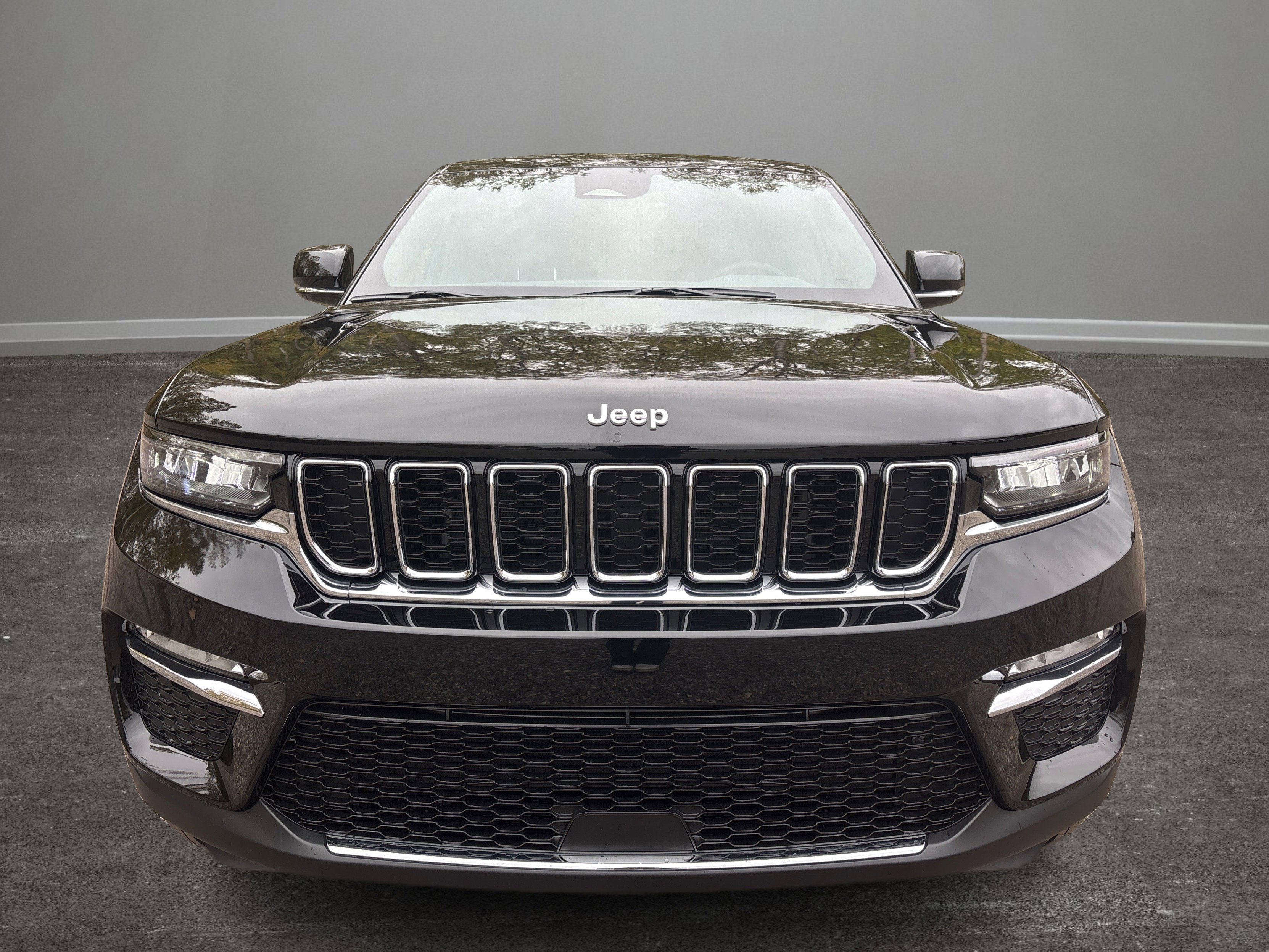 New 2025 Jeep Grand Cherokee Limited image 27