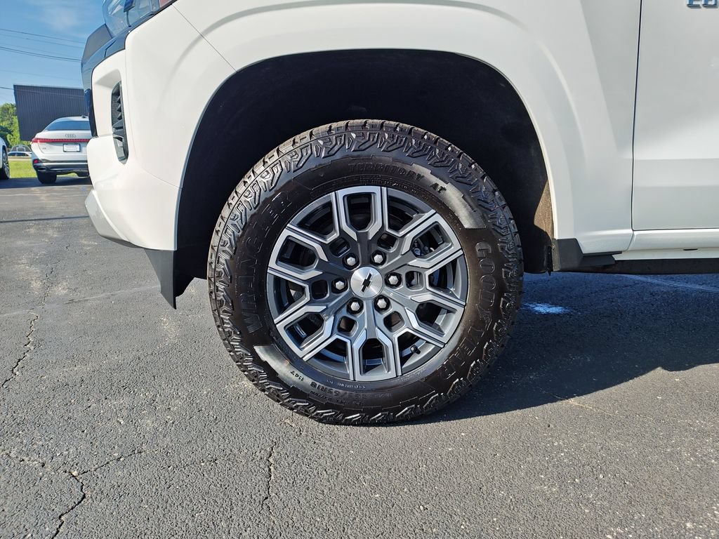 Used 2023 Chevrolet Colorado Z71 w/ Z71 Convenience Package 2 AWD/4WD image 10