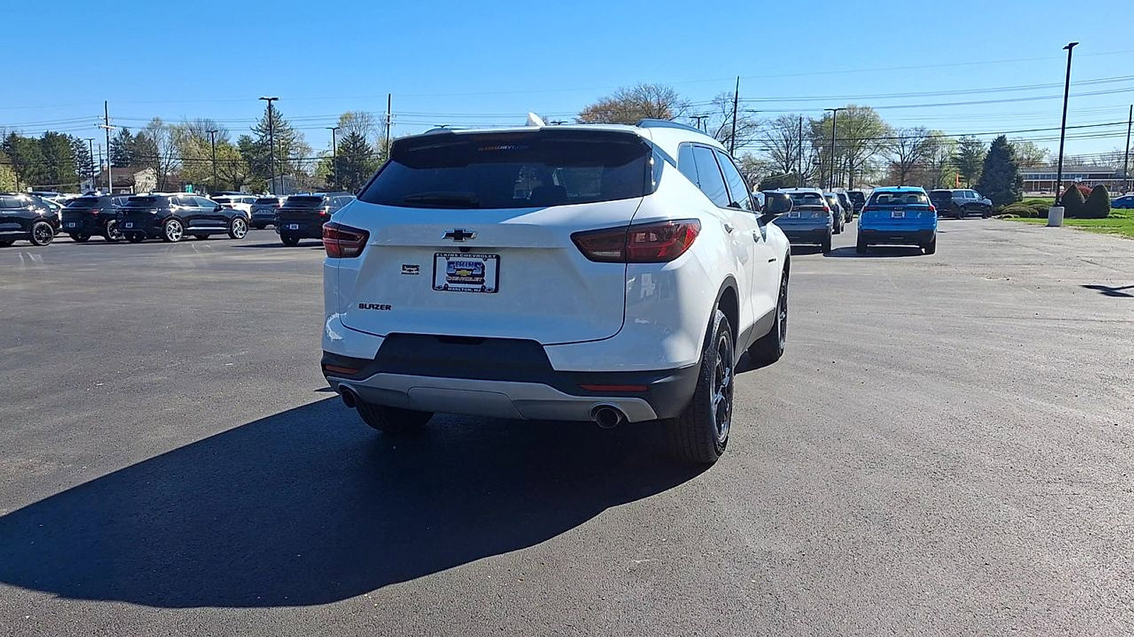 New 2026 Chevrolet Blazer LT w/ Convenience Package FWD image 2