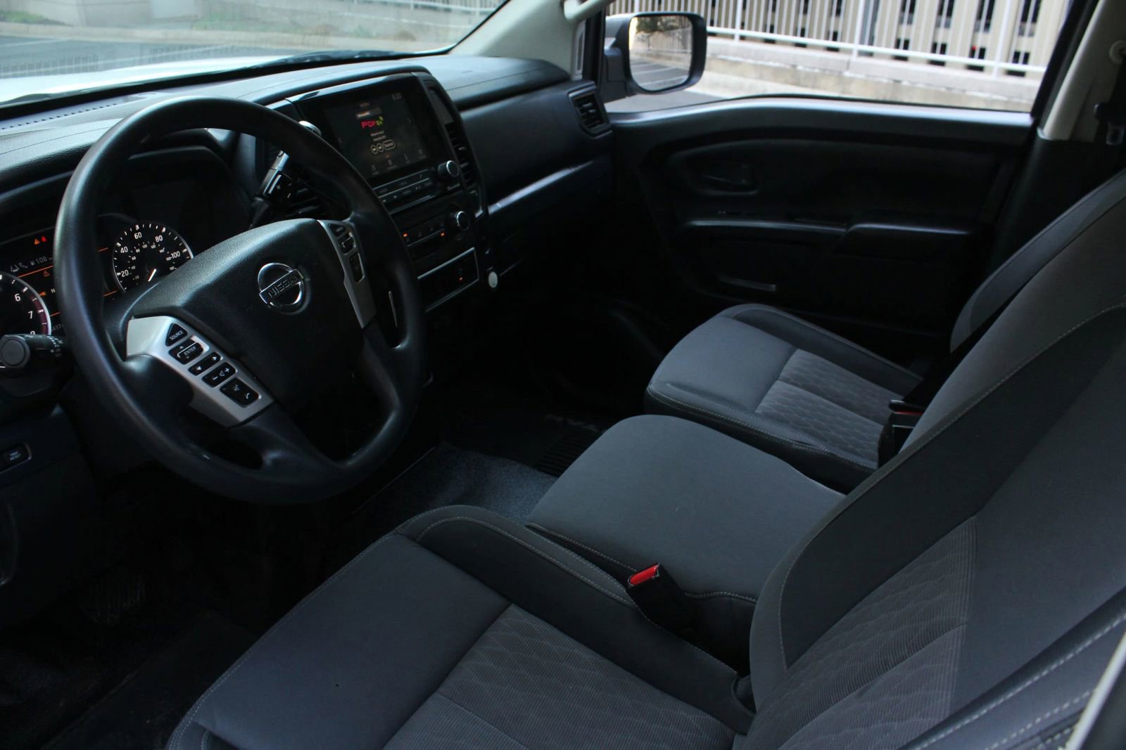 Used 2022 Nissan Titan S w/ S Utility Package image 13