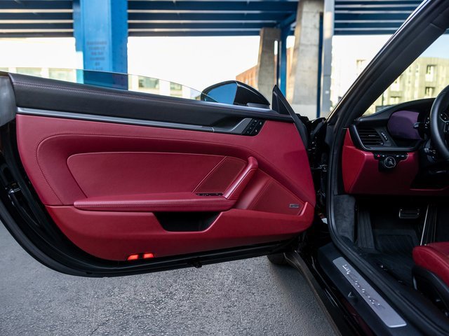 Used 2024 Porsche 911 Carrera 4S image 26