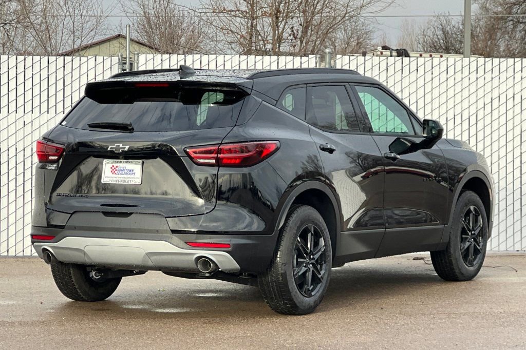 New 2026 Chevrolet Blazer LT w/ Convenience Package image 4